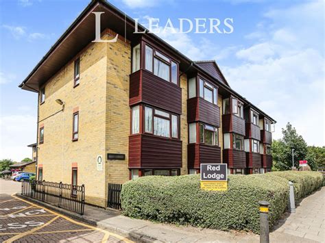 THE 10 CLOSEST Hotels to West Wickham Station .